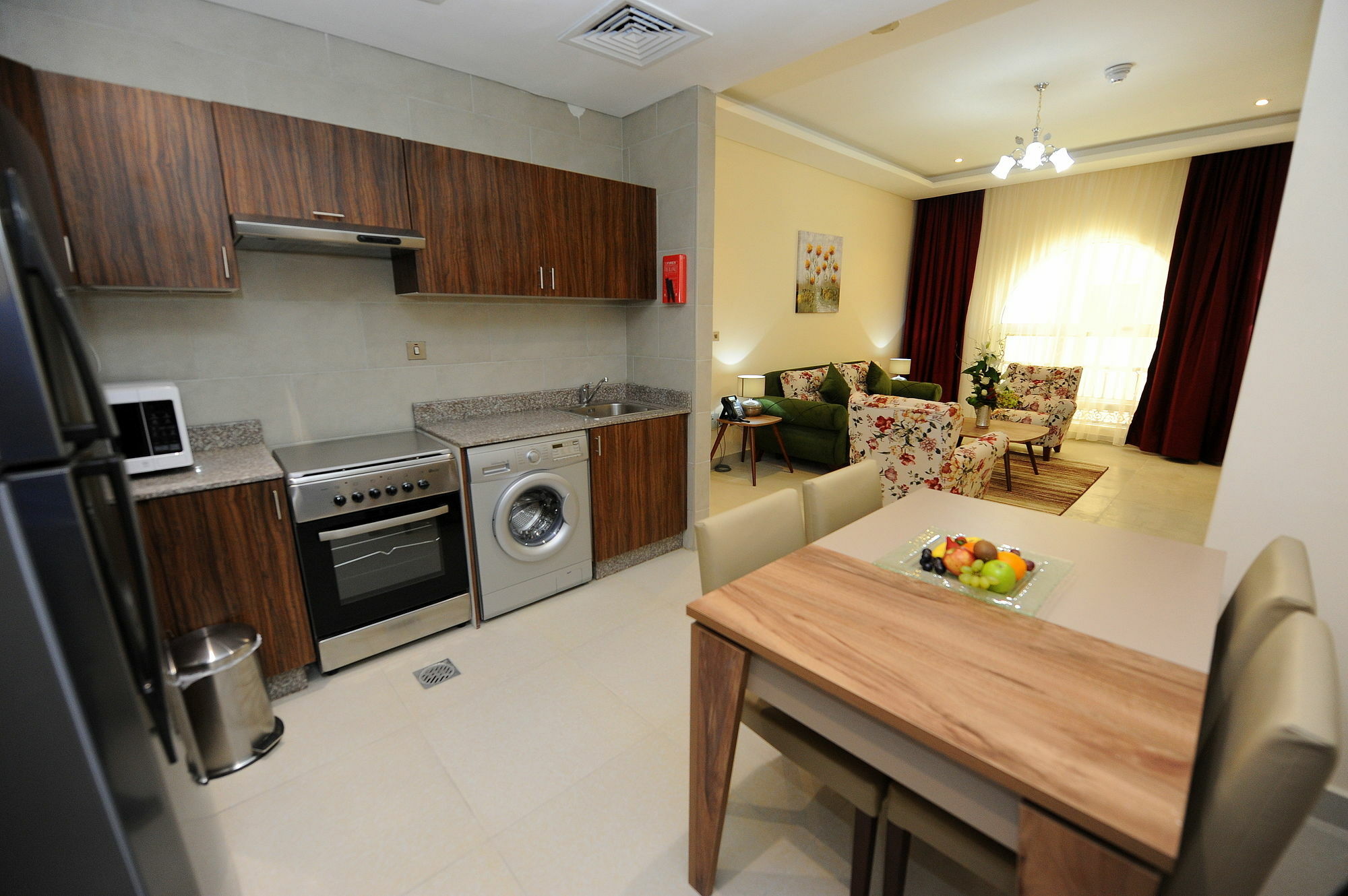 Al Mansour Park Inn Hotel&Apartment Доха Экстерьер фото